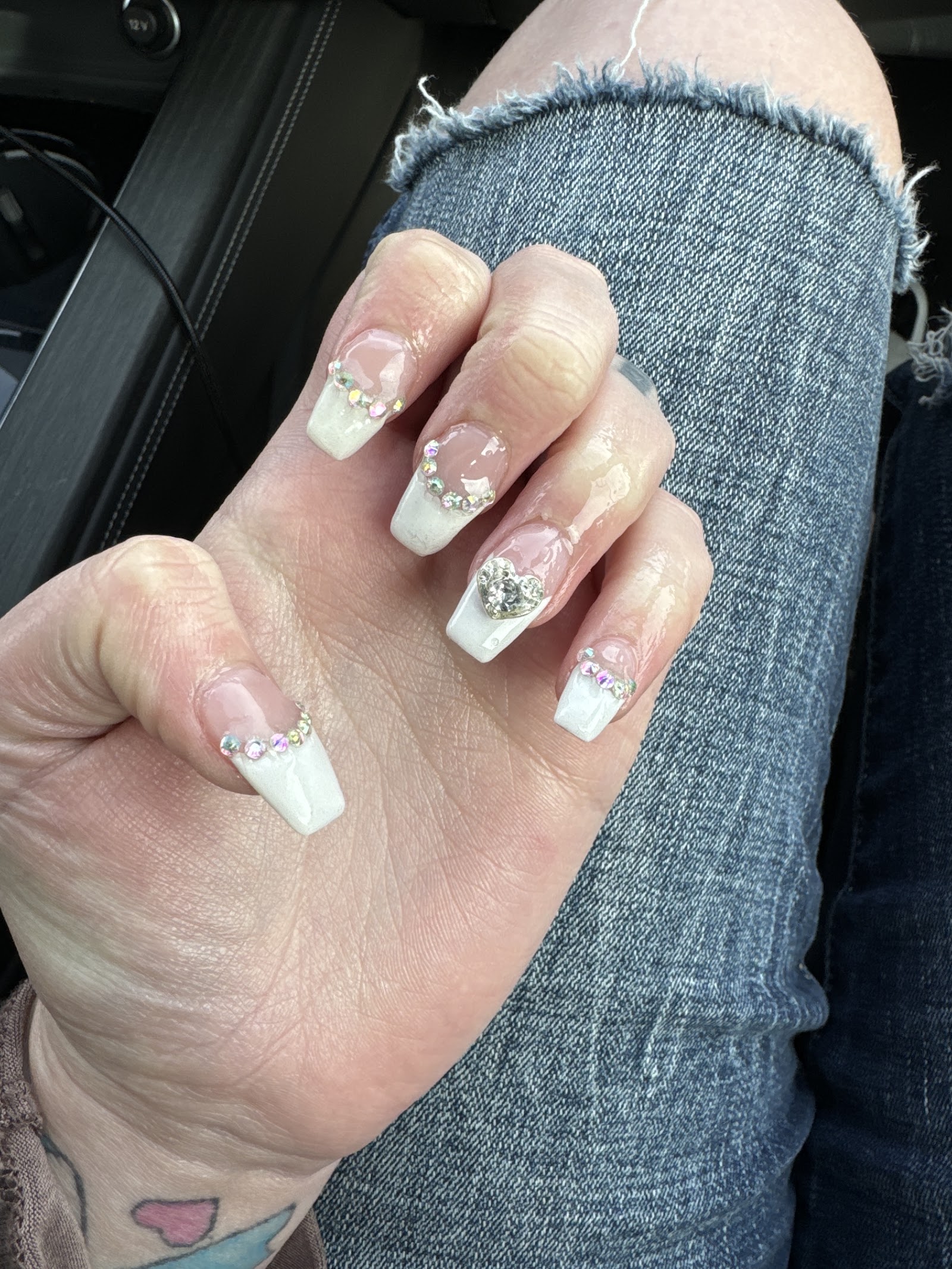Lucky Nails Salon nail photo 8